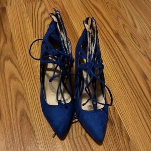 Women’s Zigi Soho Blue Tie Up Heels size 7